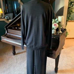 Beautiful gray sweater and skirt set.❤️